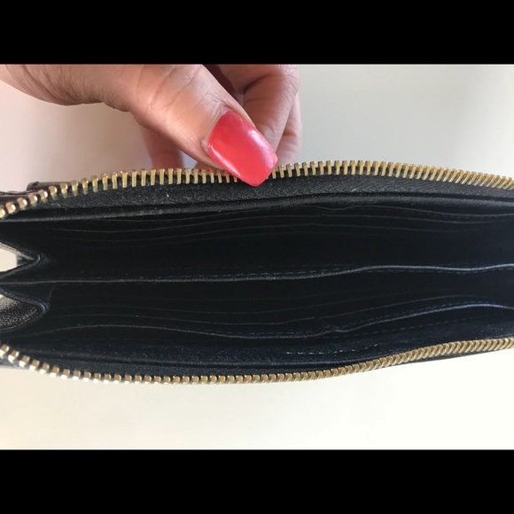 Marc Jacobs Quilted Wallet - Picture 3 of 8